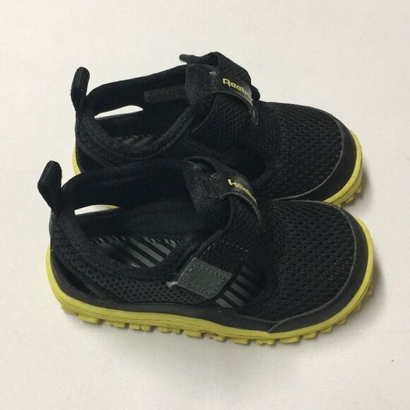 Reebok boys tennis shoes size 4.5 - Picture 2 of 8